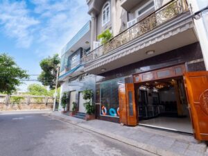 Villa 19/1A Hồ Quý Ly 7pn 15bed 11wc