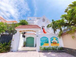 Villa 6A Lạc Long Quân 7pn 12bed 6wc