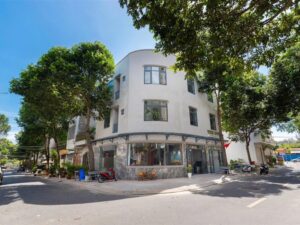 Villa C6 Hồ Quý Ly 10pn 13bed 12wc