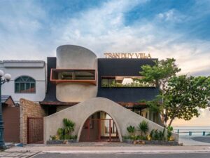 Villa 35 Trần Phú (sát biển)